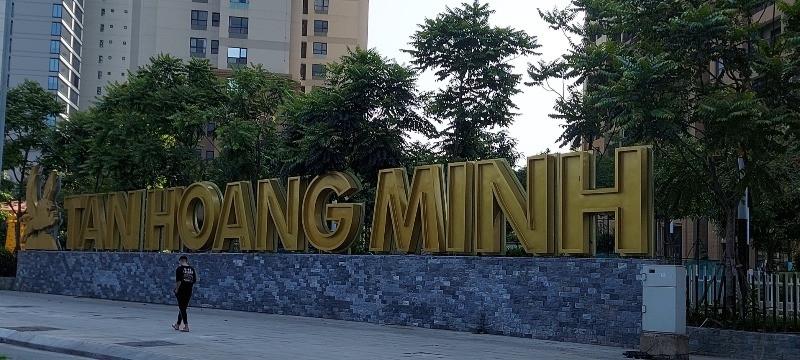 Đồng hồ hiển thị khoảng thời gian cho phép làm thủ tục trực tuyến với logo Bamboo Airways